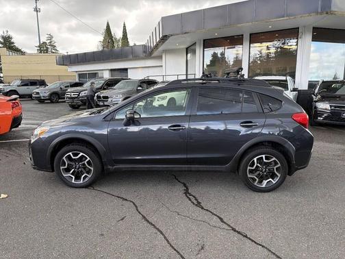 Dark Gray Metallic 2016 Subaru Crosstrek 2.0i Limited