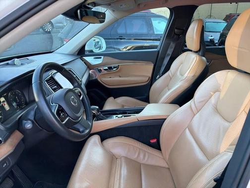 2016 Volvo XC90 T6 Inscription