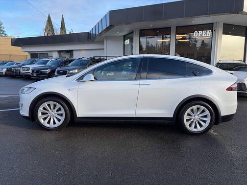2016 Tesla Model X 75D
