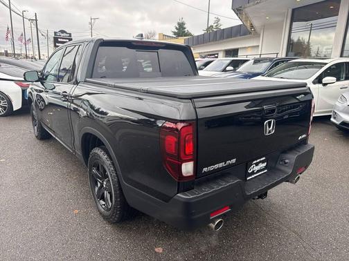 2022 Honda Ridgeline Black