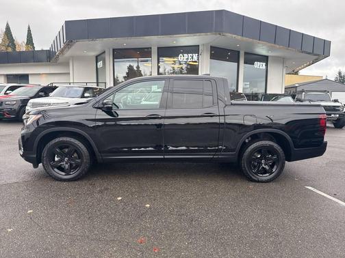 2022 Honda Ridgeline Black