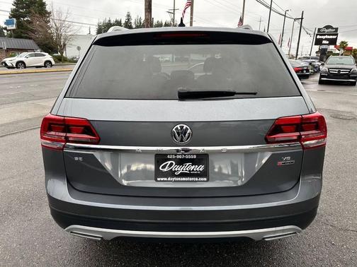 Reflex Silver Metallic 2018 Volkswagen Atlas 3.6L SE