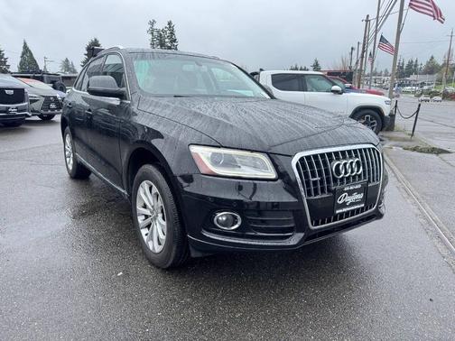 Brilliant Black 2013 Audi Q5 2.0T Premium Plus