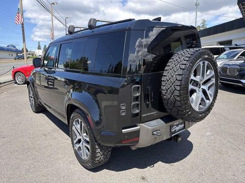 Santorini Black Metallic 2021 Land Rover Defender 110 X-Dynamic HSE