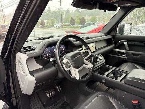 Santorini Black Metallic 2021 Land Rover Defender 110 X-Dynamic HSE