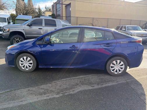 2018 Toyota Prius Two