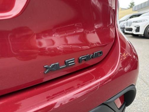 Ruby Flare Pearl 2022 Toyota Highlander XLE