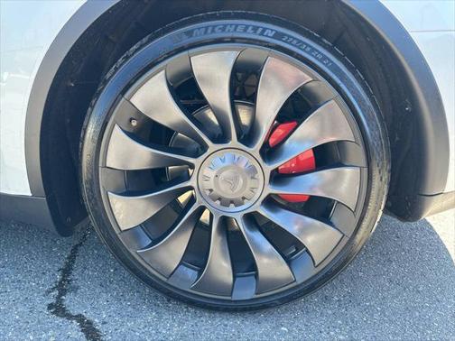 2022 Tesla Model Y Performance Dual Motor All-Wheel Drive