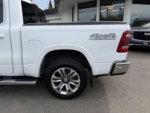 Bright White Clear Coat 2022 RAM 1500 Longhorn