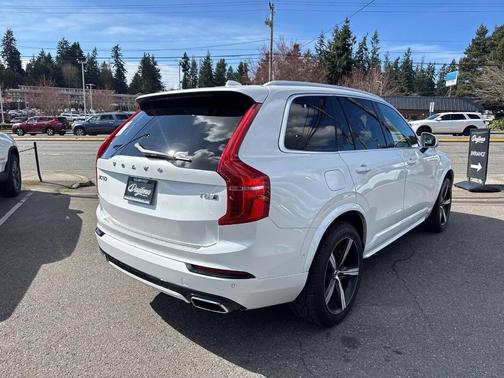 2016 Volvo XC90 Hybrid T8 R-Design