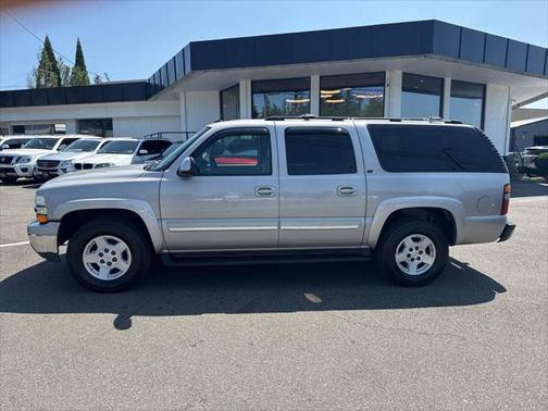 2004 Chevrolet Suburban 1500 LT