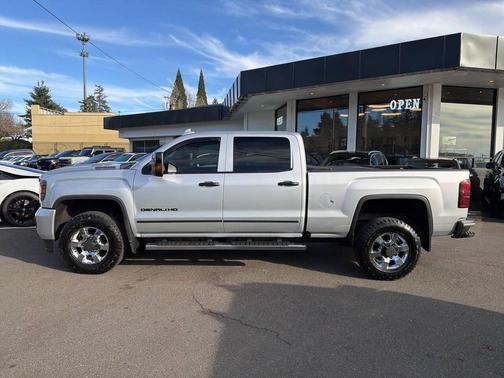 2019 GMC Sierra 2500 Denali