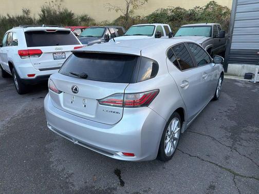 2011 Lexus CT 200h Premium