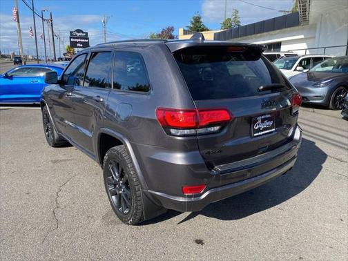 2017 Jeep Grand Cherokee Altitude