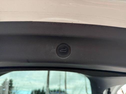 2020 Tesla Model Y Long Range Dual Motor All-Wheel Drive