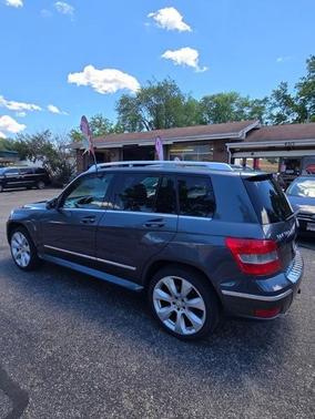 Gray 2010 Mercedes-Benz GLK-Class GLK 350 4MATIC
