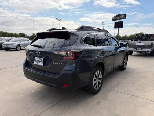 Magnetite Gray Metallic 2023 Subaru Outback Premium