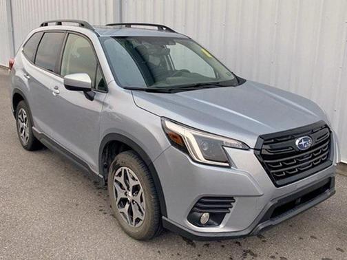 2022 Subaru Forester Premium