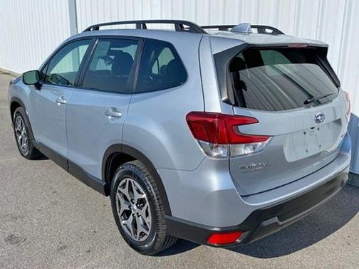 2023 Subaru Forester 2.5i Premium