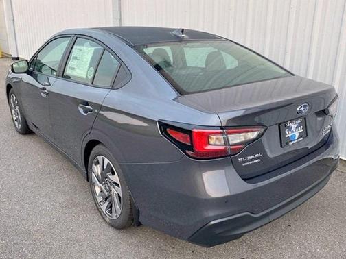 2025 Subaru Legacy 