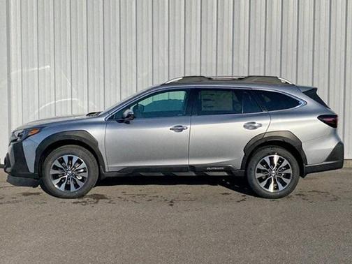 2025 Subaru Outback Touring