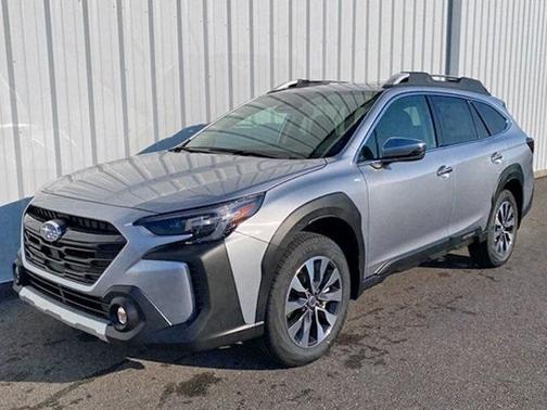 2025 Subaru Outback Touring