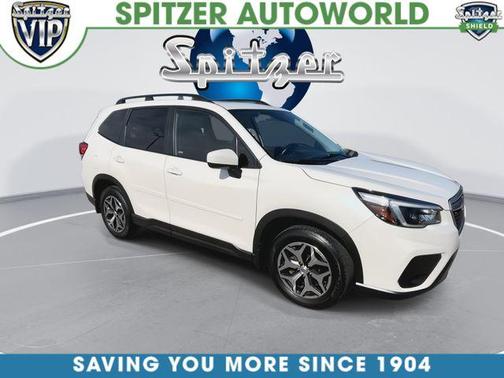 Crystal White Pearl 2021 Subaru Forester Premium