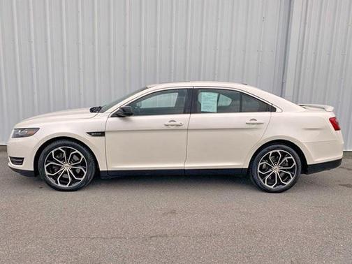 2015 Ford Taurus SHO