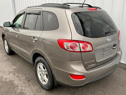 2012 Hyundai SANTA FE GLS