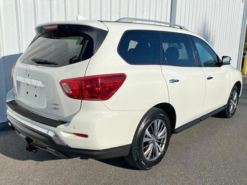 2019 Nissan Pathfinder SV