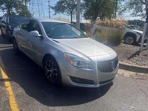 2017 Buick Regal Turbo Sport Touring