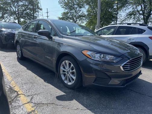 2019 Ford Fusion Hybrid SE