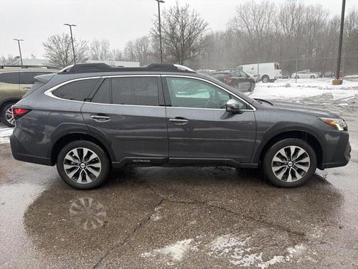 2024 Subaru Outback Touring XT