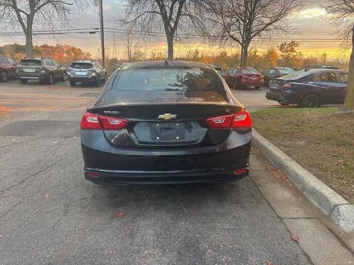 2017 Chevrolet Malibu 1LT