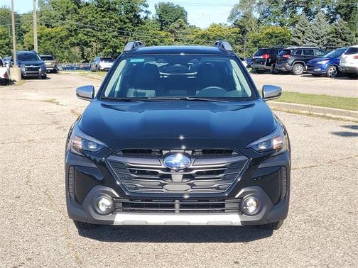2025 Subaru Outback Touring XT