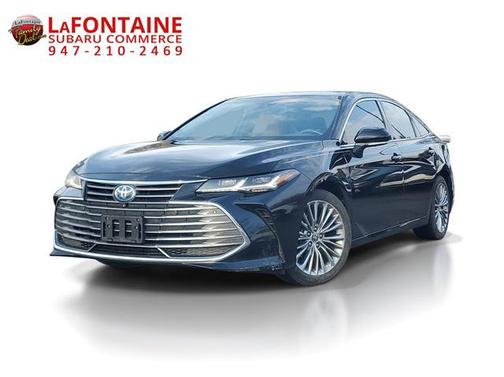 2022 Toyota Avalon Hybrid Limited