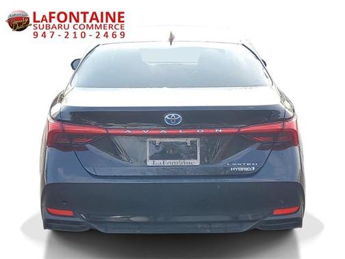 2022 Toyota Avalon Hybrid Limited