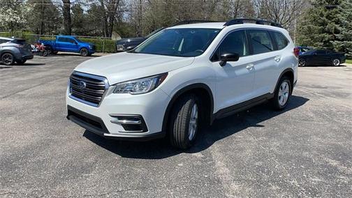 Photo 2 of 42 of 2019 Subaru Ascent Base 8-Passenger