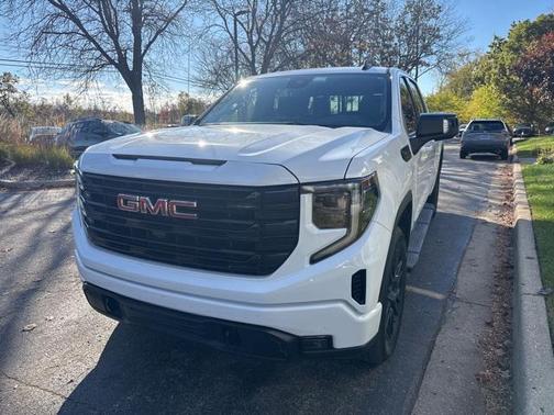 2023 GMC Sierra 1500 Elevation