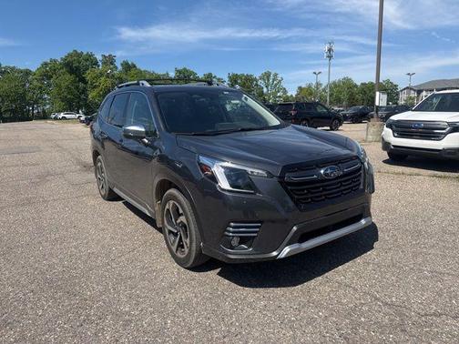 Magnetite Gray Metallic 2023 Subaru Forester Touring