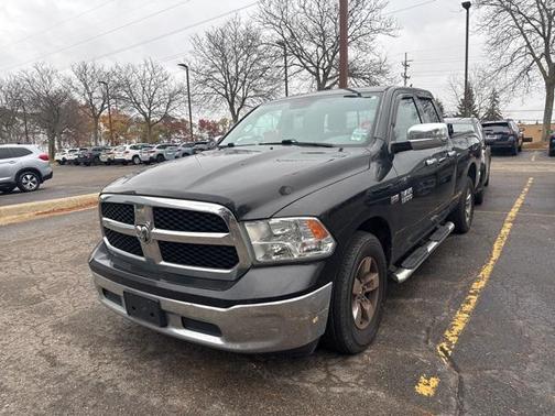 2016 RAM 1500 SLT