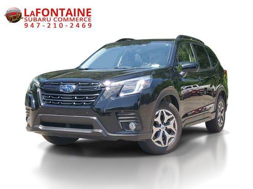 Crystal Black Silica 2023 Subaru Forester Premium