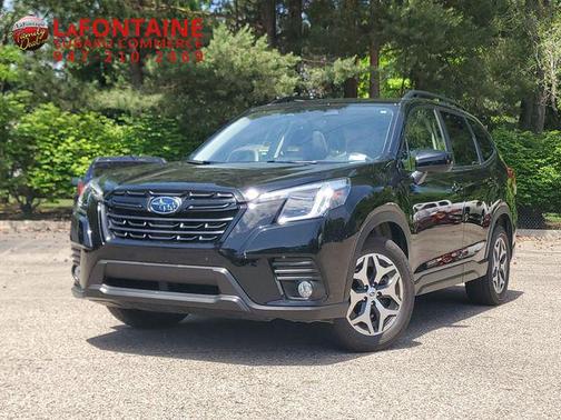 Crystal Black Silica 2023 Subaru Forester Premium