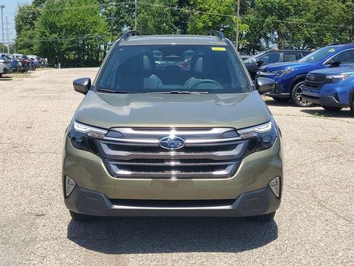 Autumn Green Metallic 2026 Subaru Forester Premium