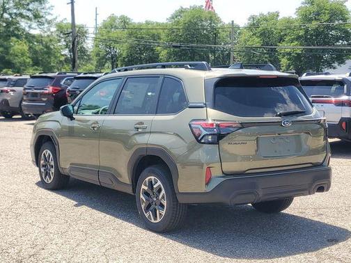 Autumn Green Metallic 2026 Subaru Forester Premium