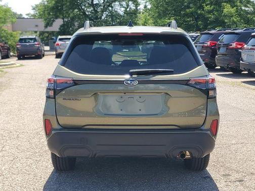 Autumn Green Metallic 2026 Subaru Forester Premium
