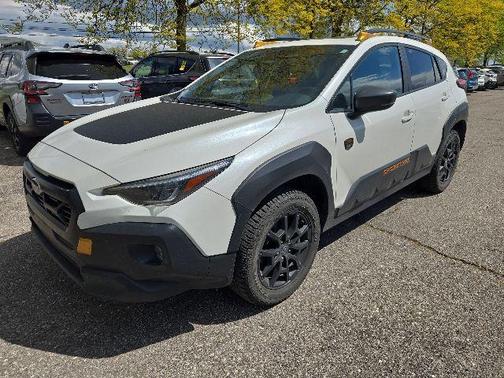 Crystal White Pearl 2024 Subaru Crosstrek Wilderness