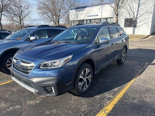 Abyss Blue Pearl 2022 Subaru Outback Touring