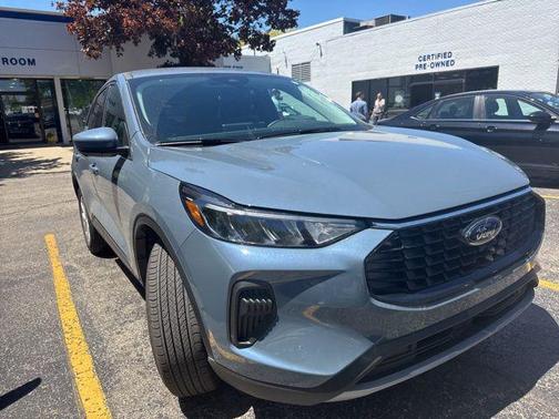 Vapor Blue 2023 Ford Escape Active