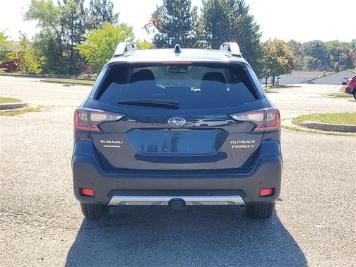 2025 Subaru Outback Touring XT